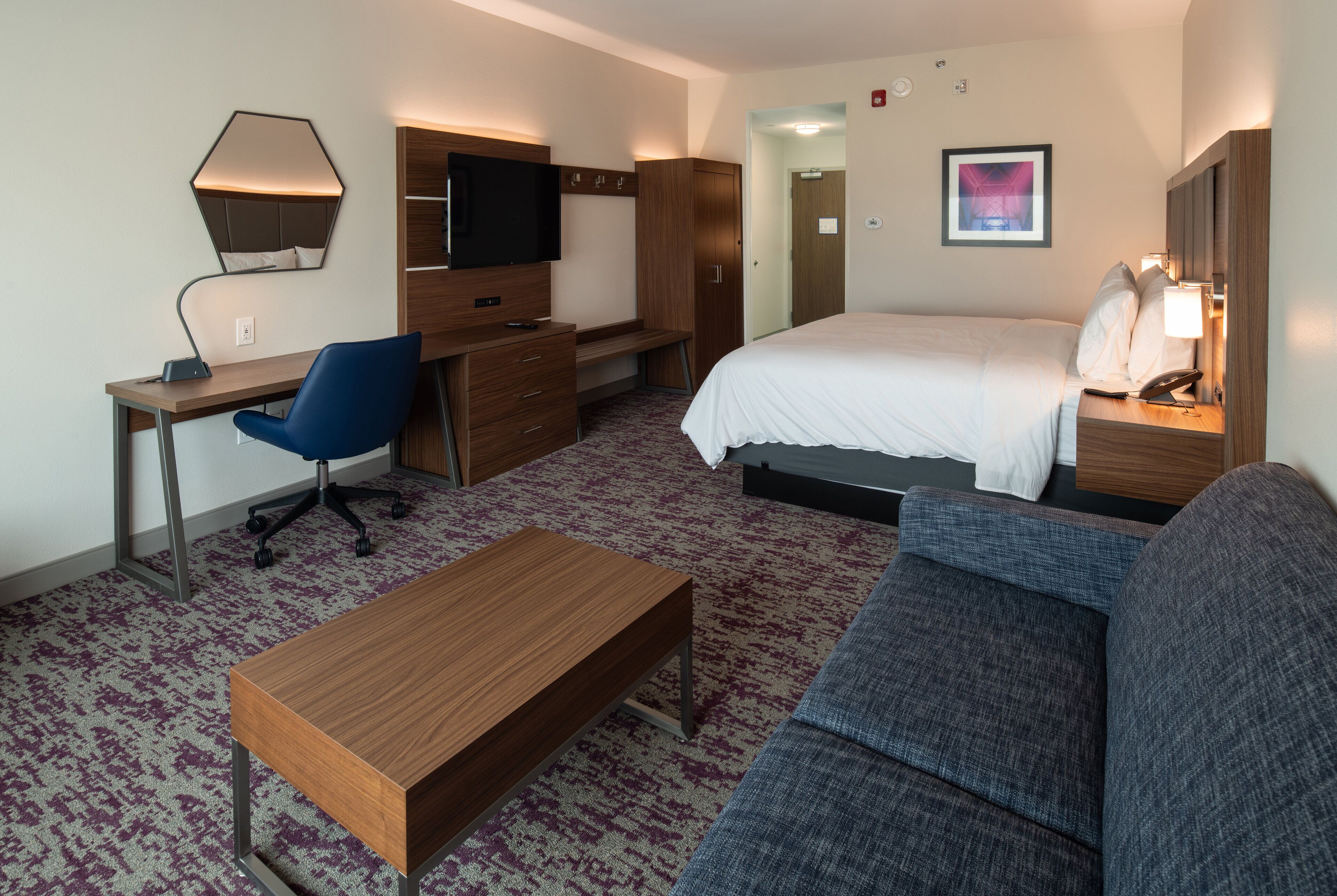 Holiday Inn Express and Suites Little Rock Downtown, an IHG Hotel
