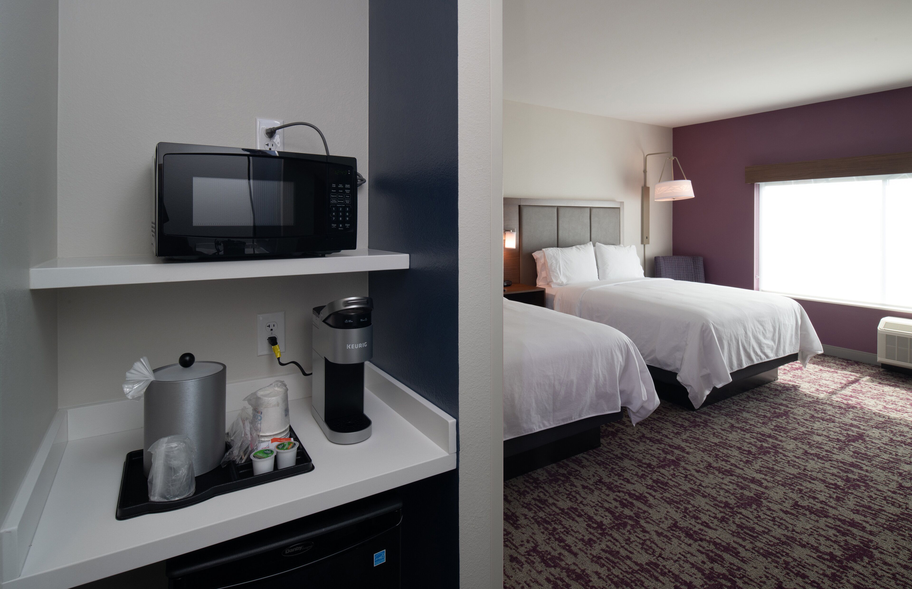 Holiday Inn Express and Suites Little Rock Downtown, an IHG Hotel