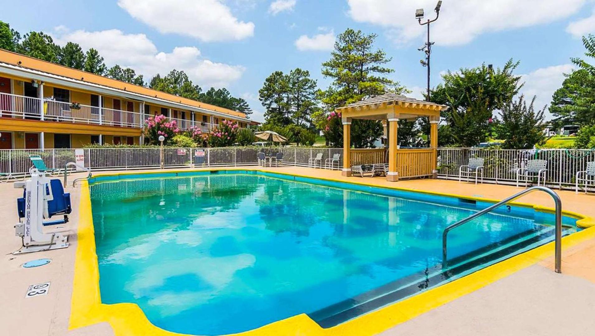 Magnuson Hotel Little Rock South