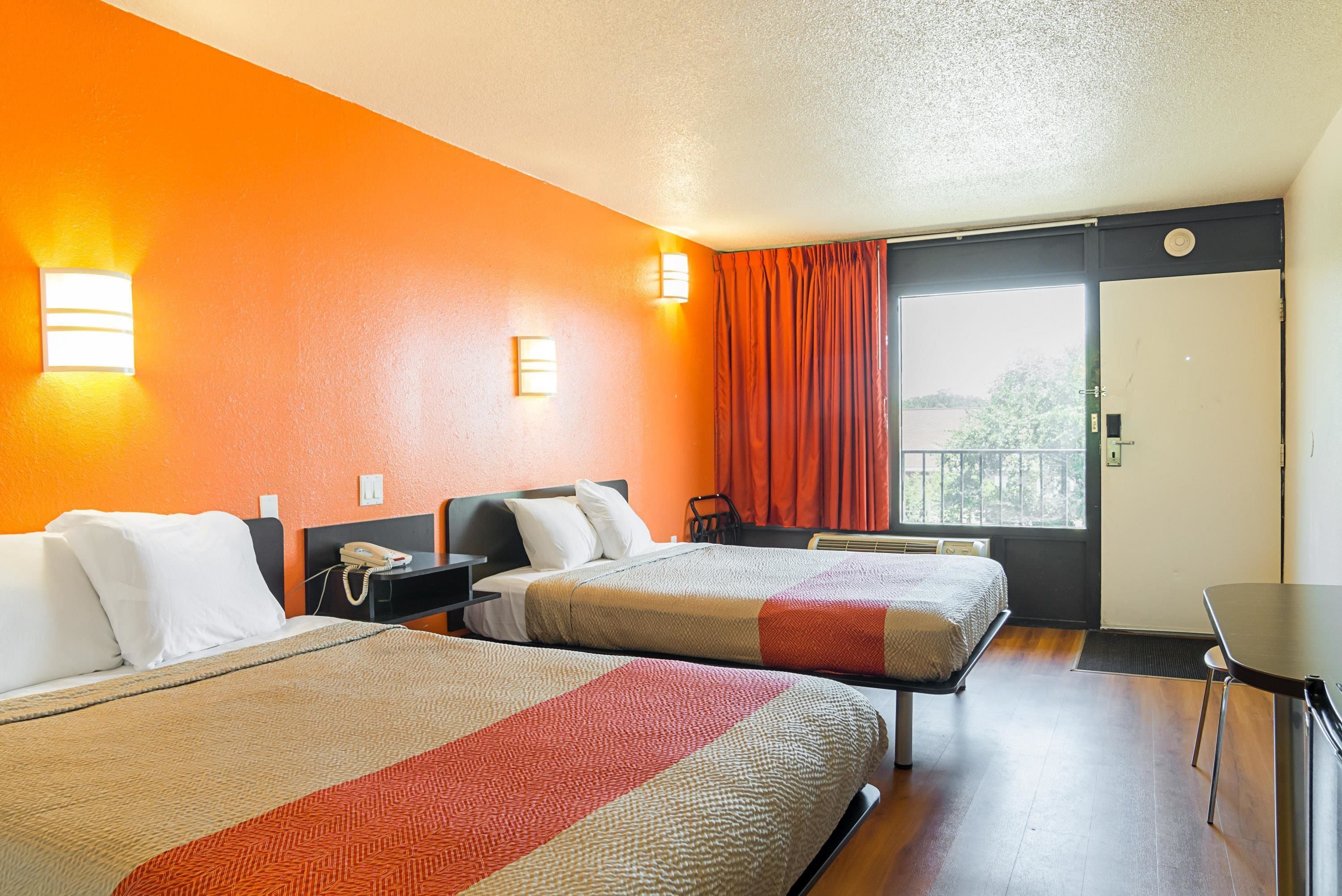 Motel 6 Little Rock, AR - West