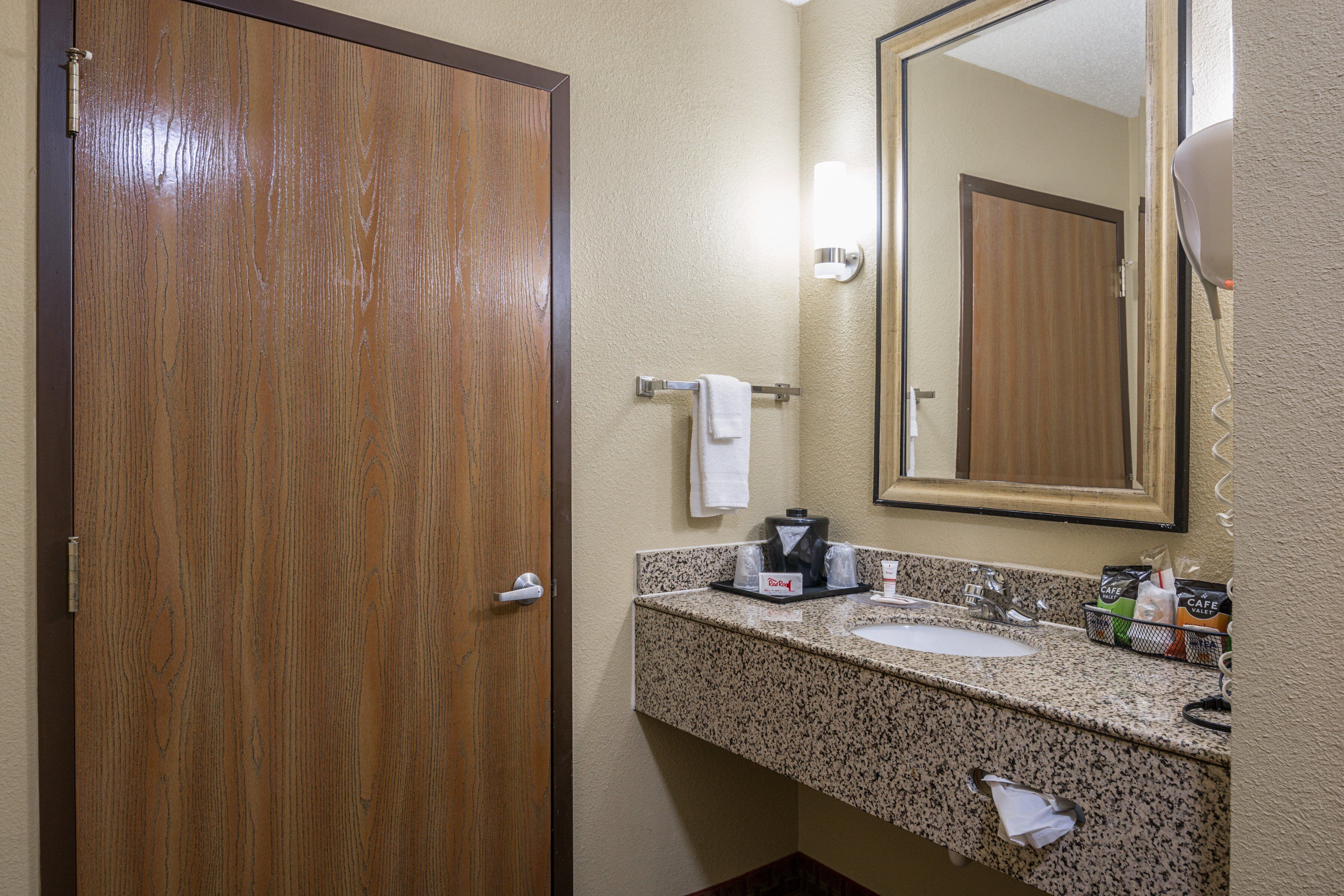 Red Roof Inn & Suites Little Rock