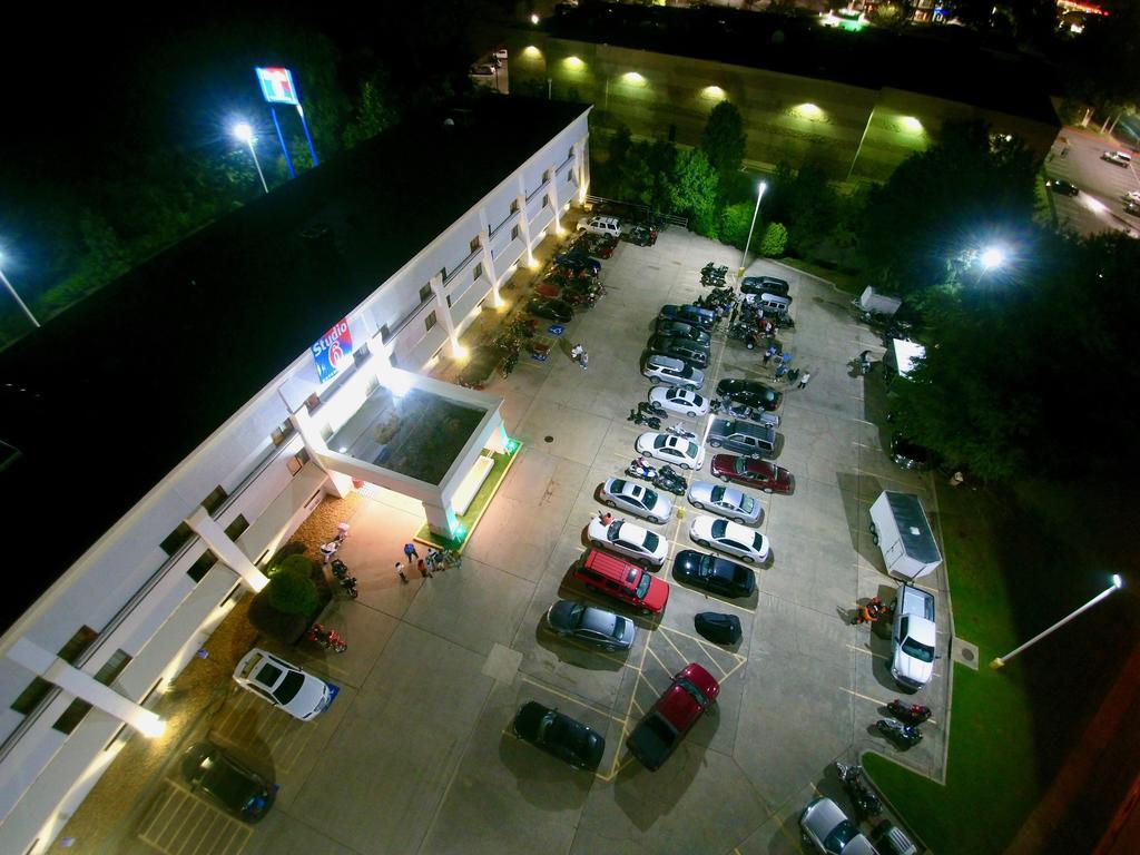 M Star Little Rock
