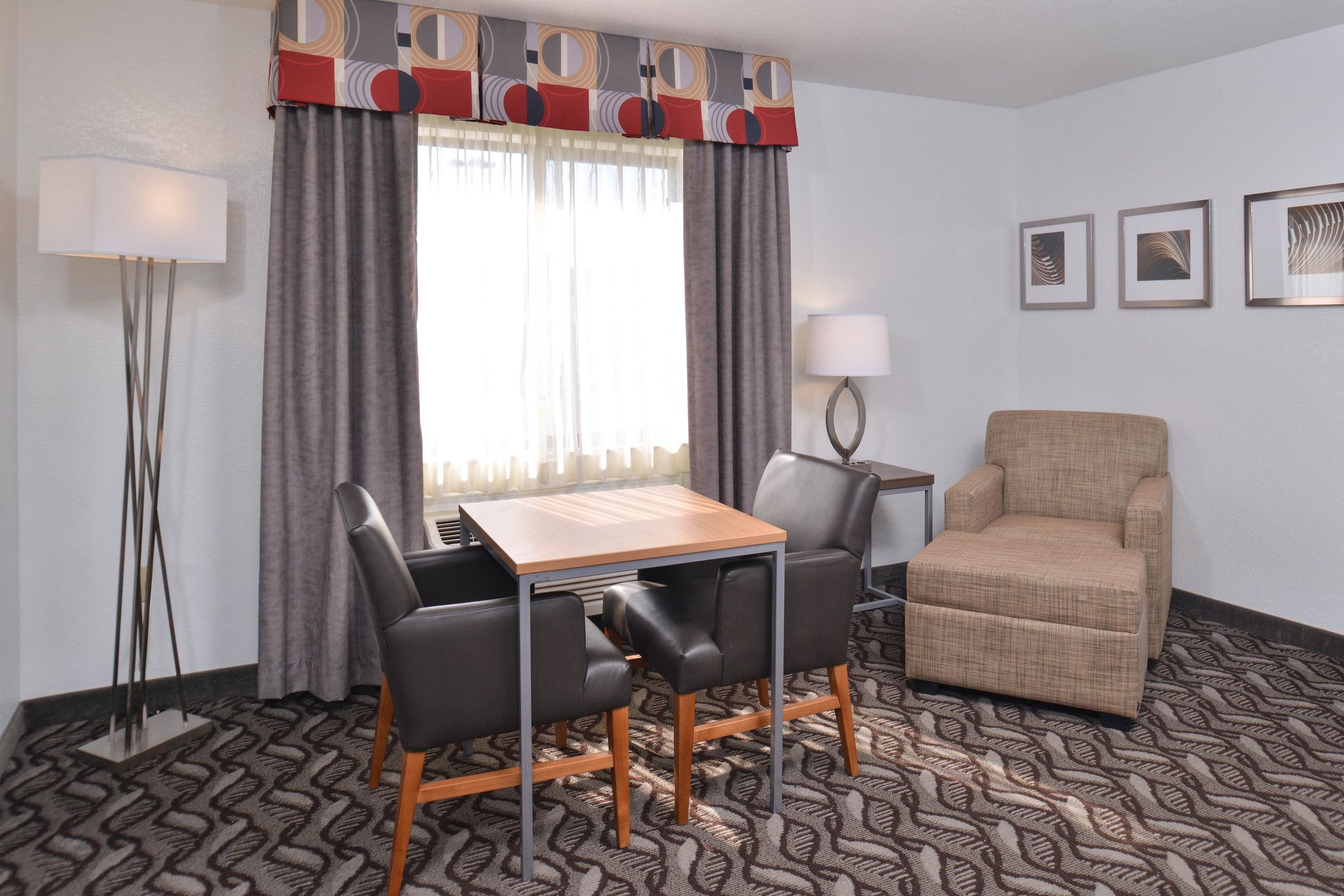 Holiday Inn Express Hotel & Suites Lonoke I-40 (Exit 175)