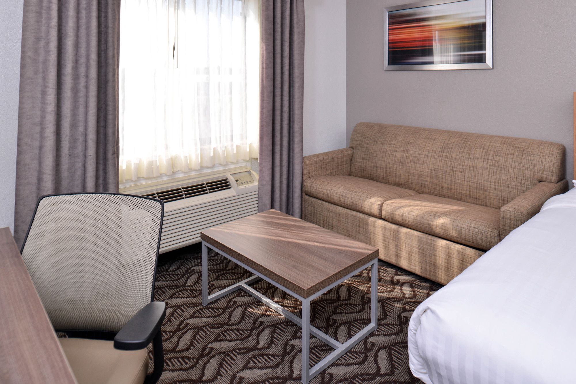 Holiday Inn Express Hotel & Suites Lonoke I-40 (Exit 175)