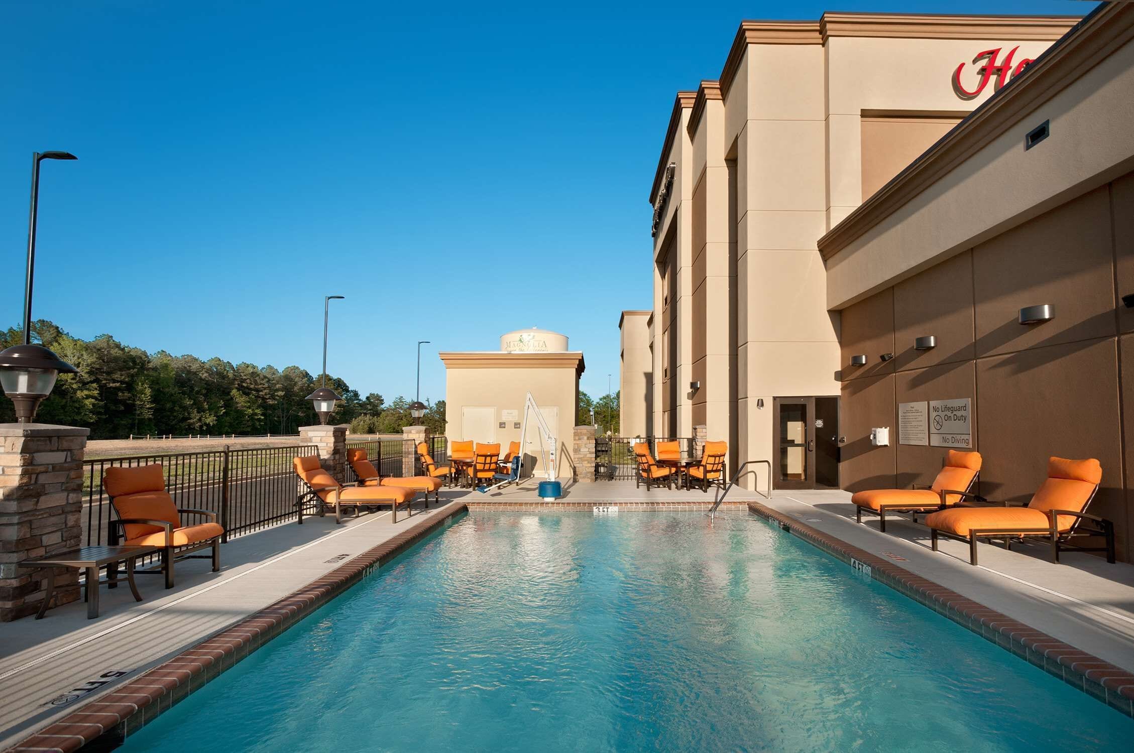 Hampton Inn Magnolia