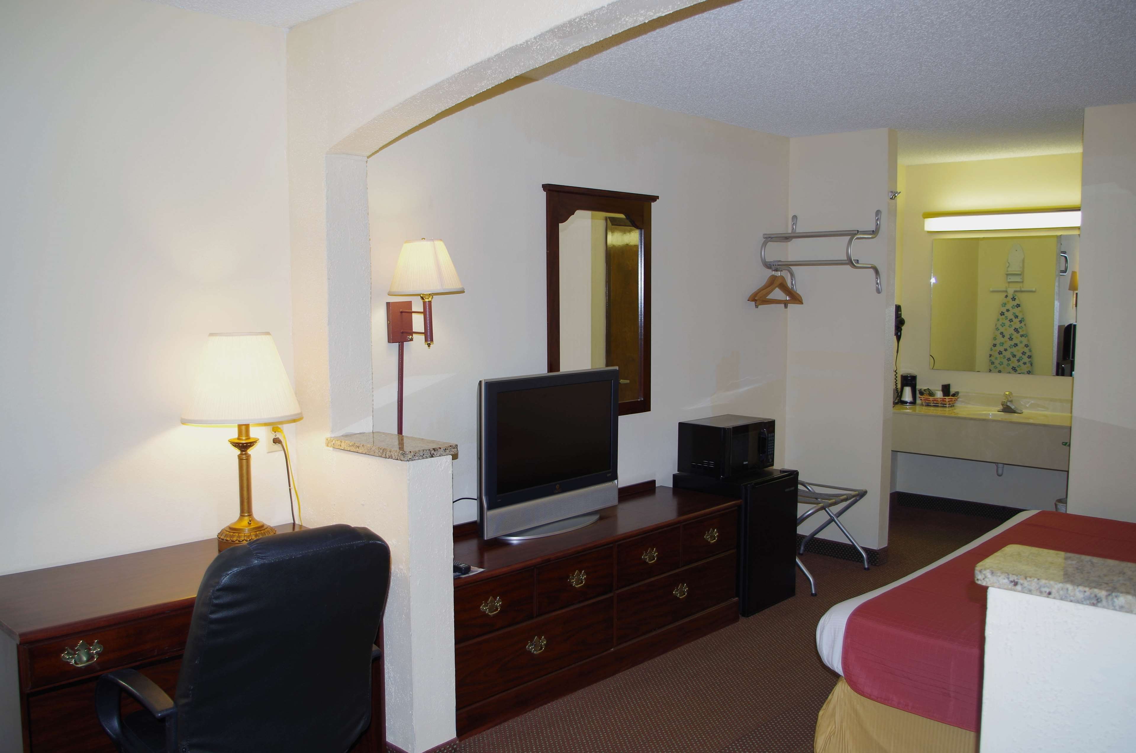 Americas Best Value Inn Malvern