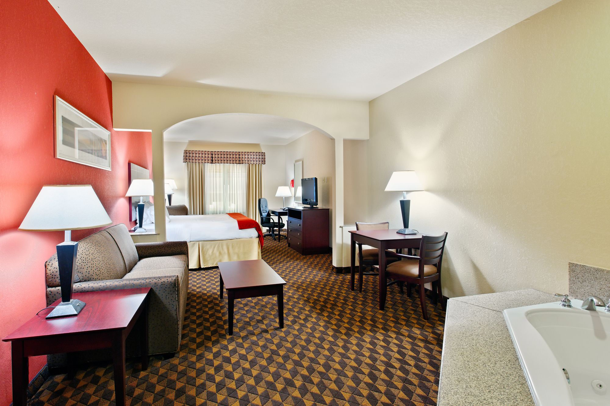 Holiday Inn Express Hotel & Suites Malvern