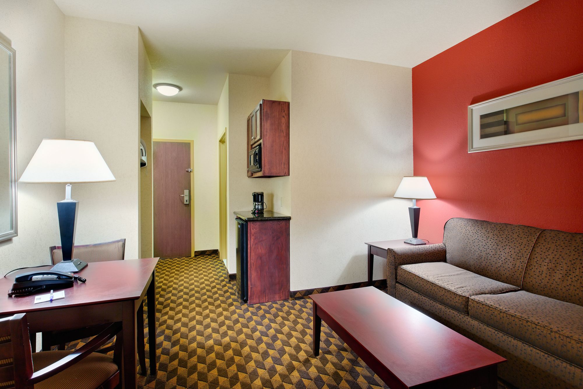 Holiday Inn Express Hotel & Suites Malvern