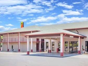 Super 8 by Wyndham Malvern