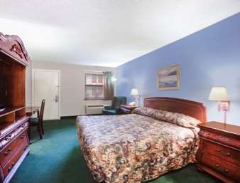 Super 8 by Wyndham Malvern