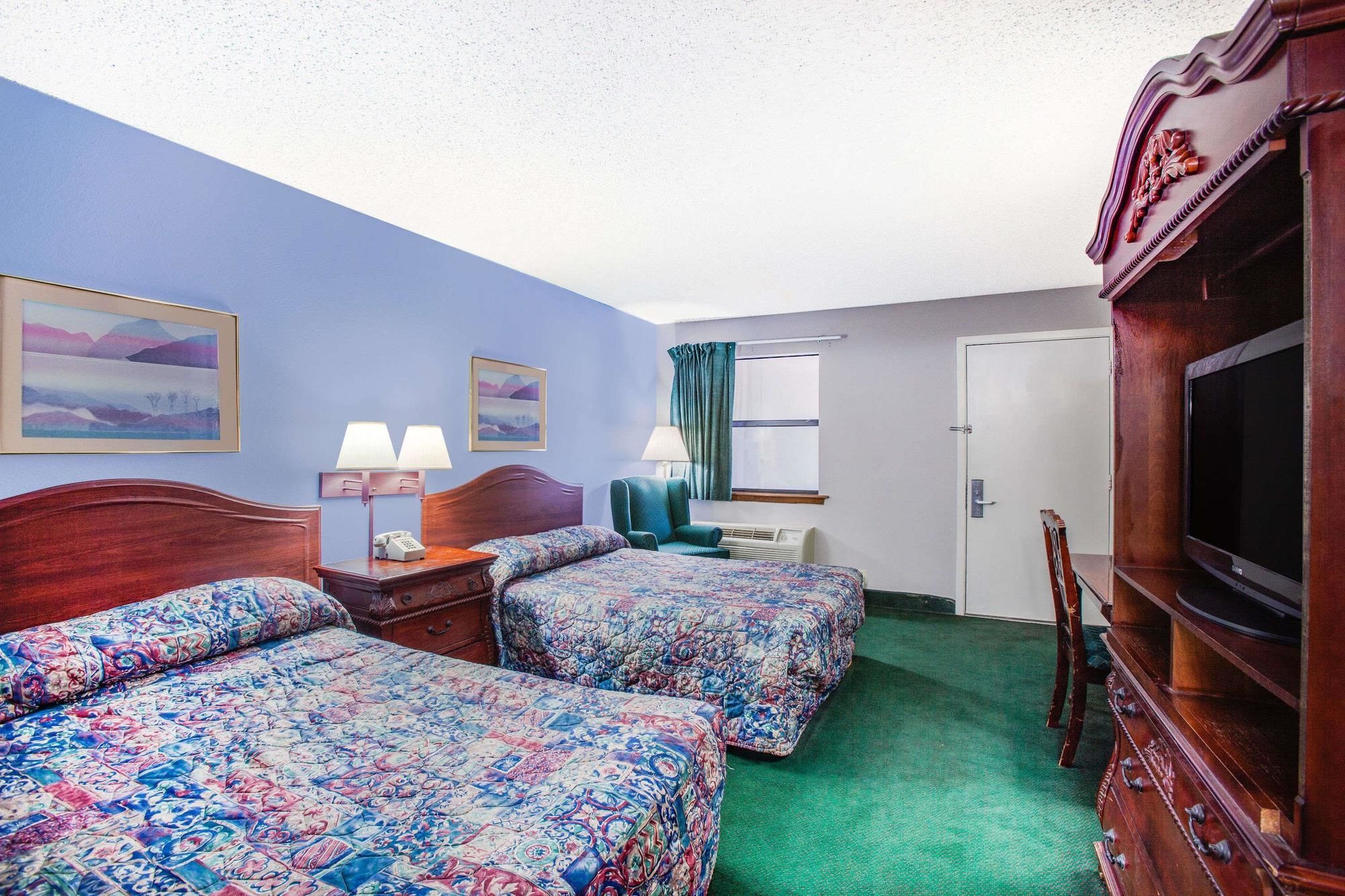 Super 8 by Wyndham Malvern