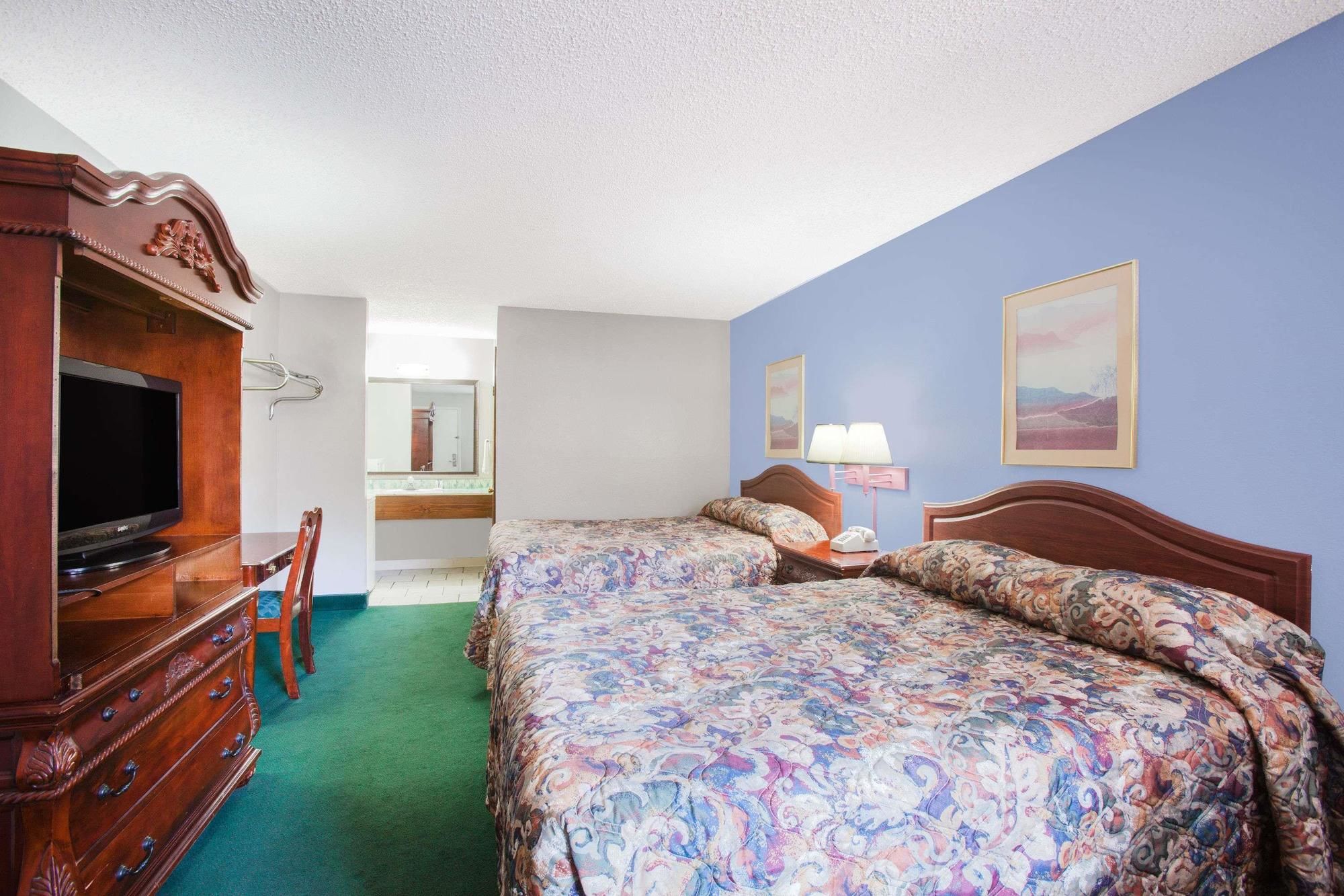 Super 8 by Wyndham Malvern