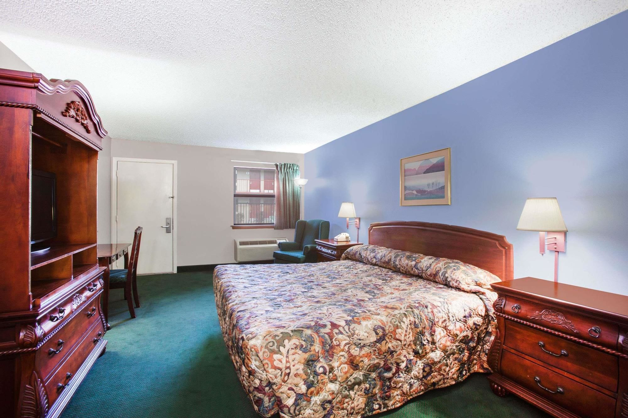 Super 8 by Wyndham Malvern