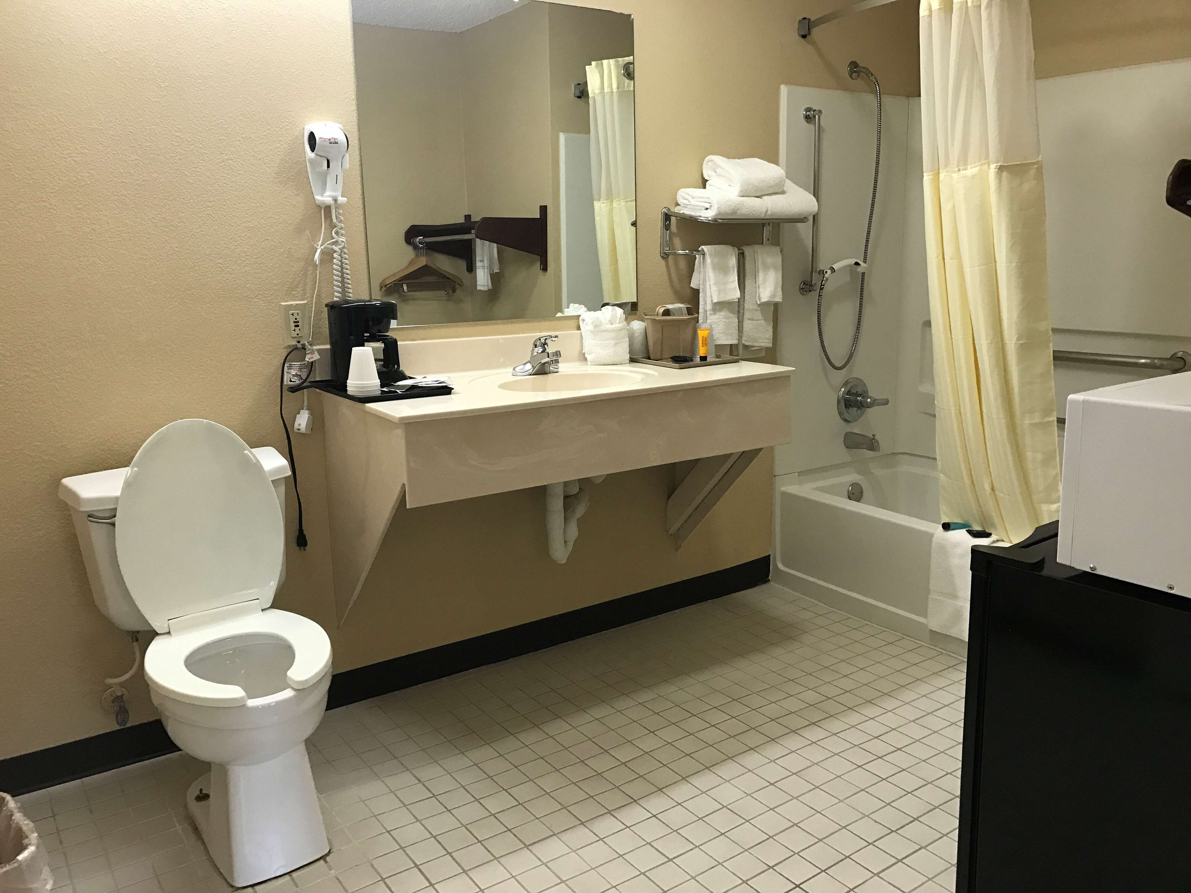 Americas Best Value Inn & Suites Little Rock/Maumelle