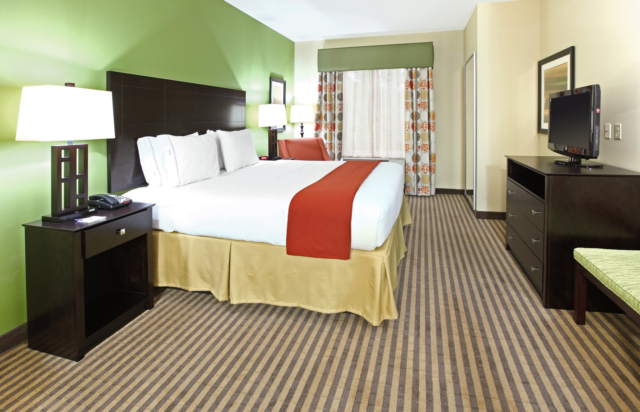 Holiday Inn Express & Suites Maumelle - Little Rock NW