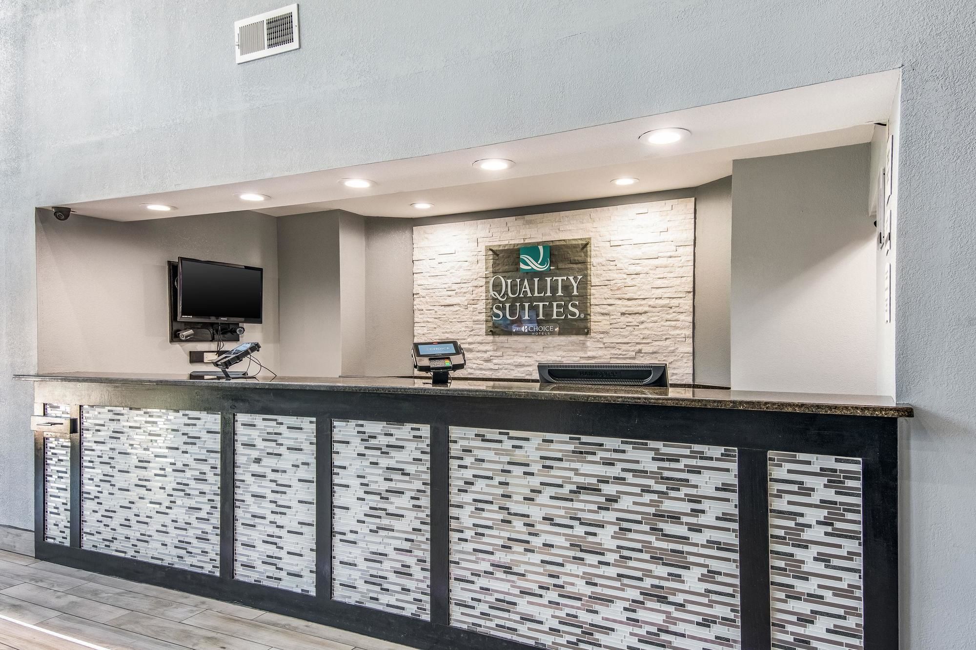 Quality Suites Maumelle - Little Rock NW
