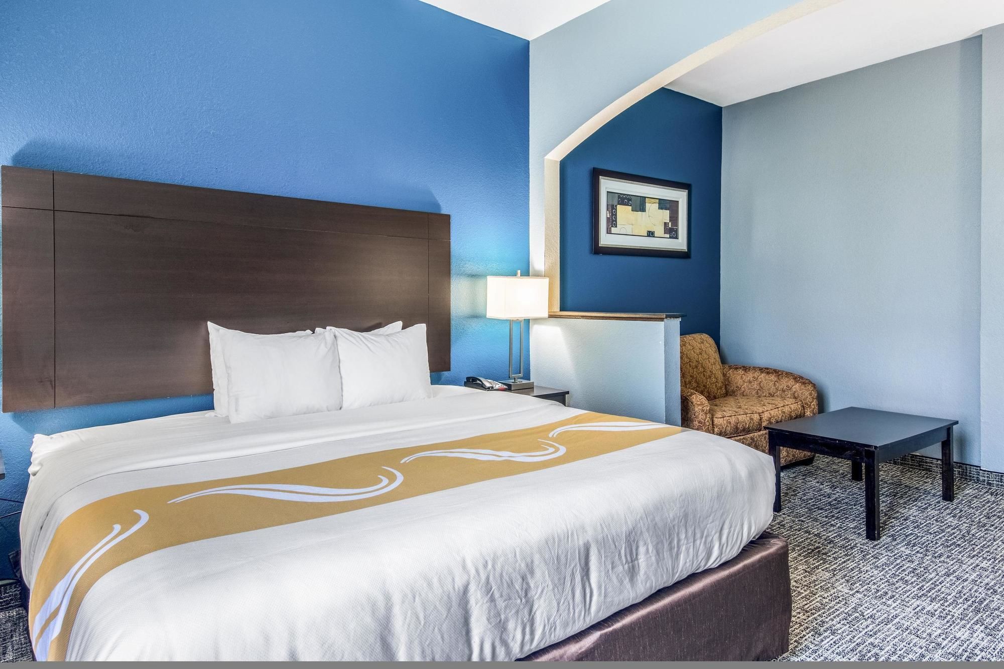 Quality Suites Maumelle - Little Rock NW