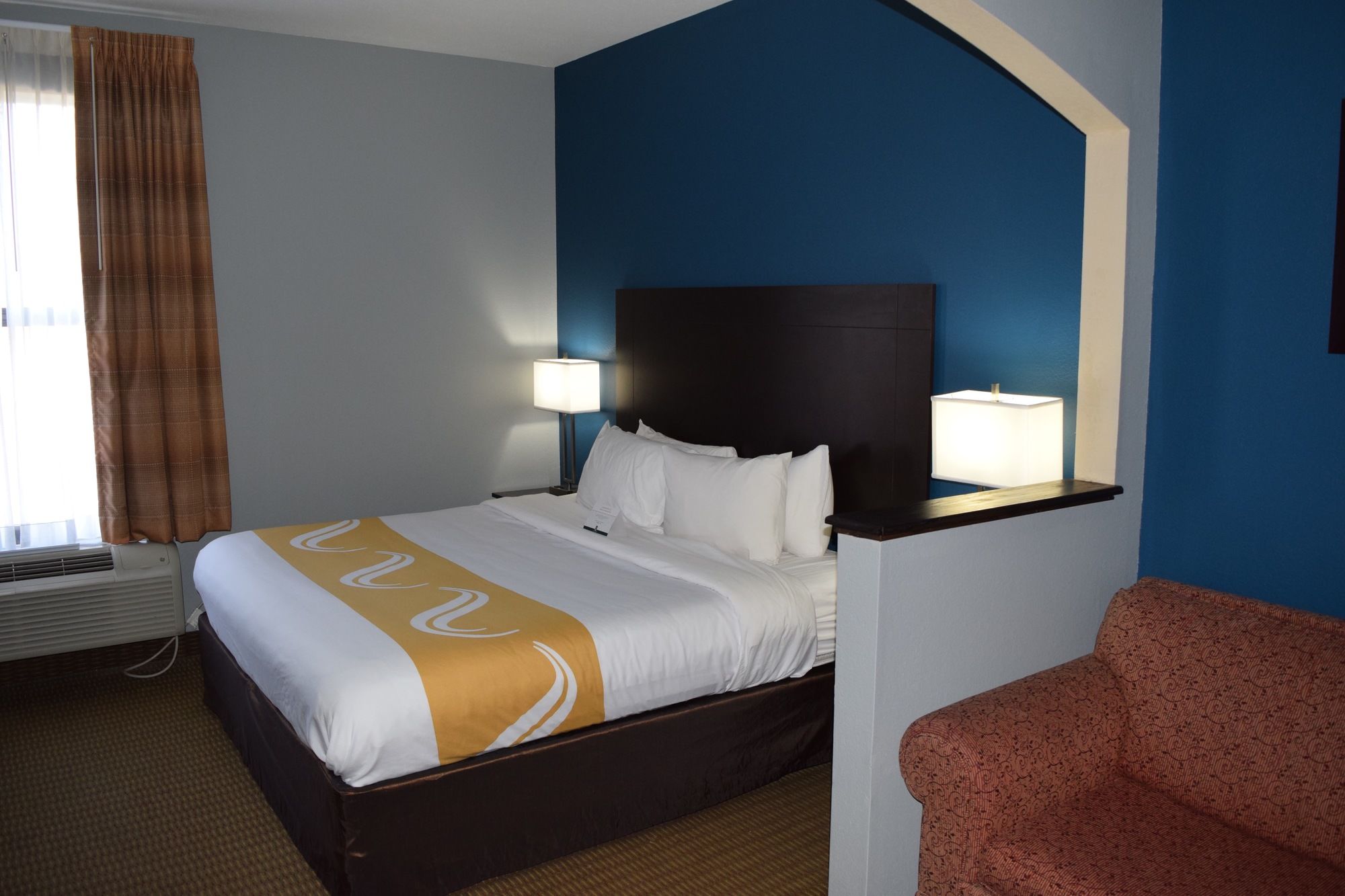 Quality Suites Maumelle - Little Rock NW
