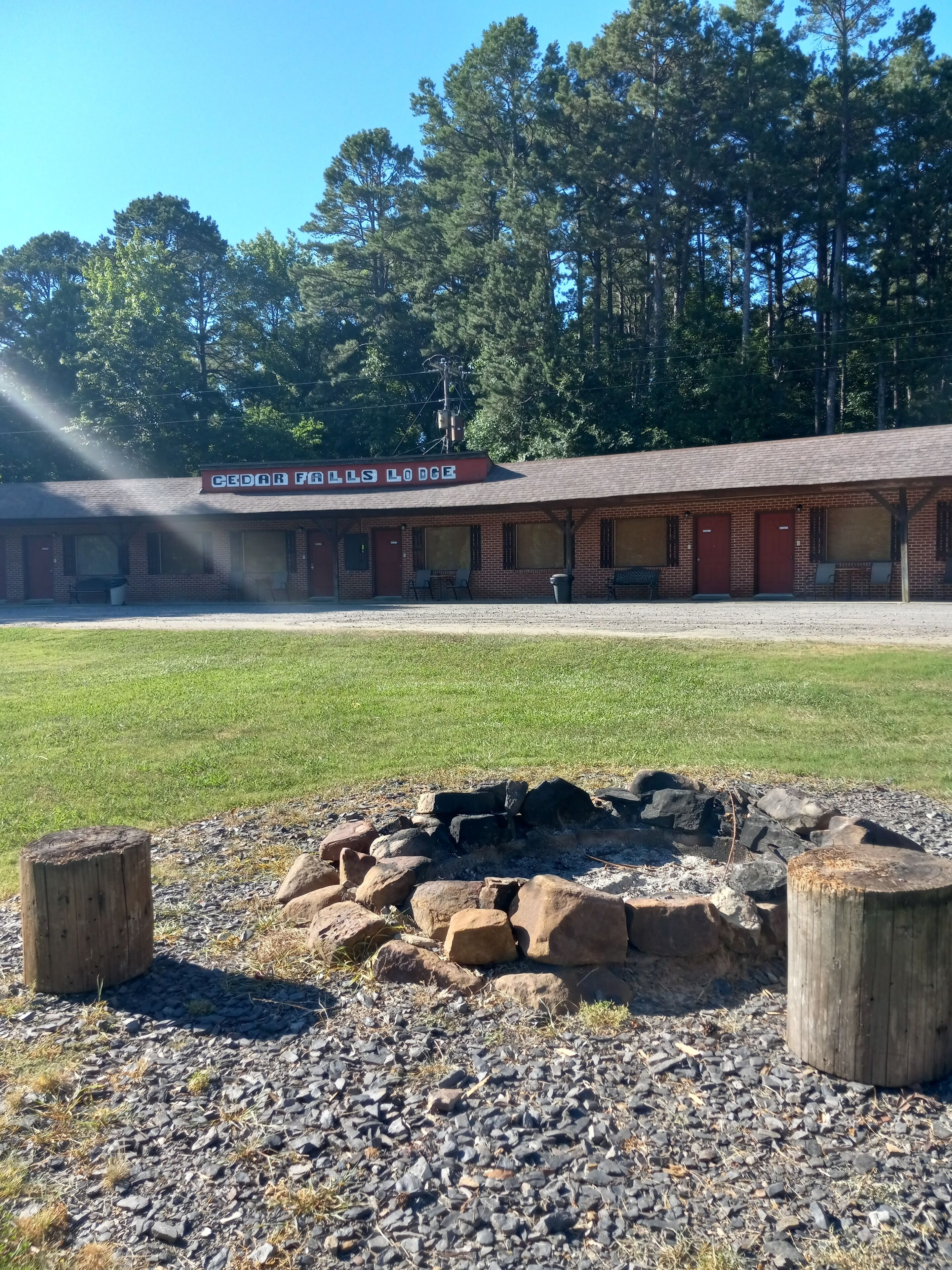 Cedar Falls Lodge