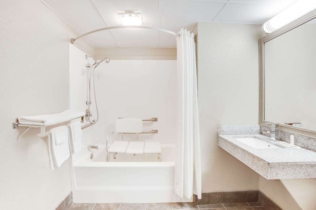 Super 8 by Wyndham Morrilton