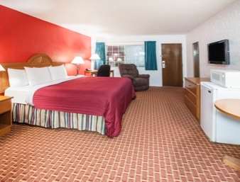 Ramada by Wyndham Mountain Home