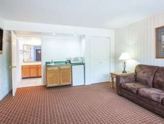 Ramada by Wyndham Mountain Home