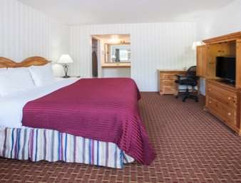 Ramada by Wyndham Mountain Home