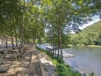 Ramada by Wyndham Mountain Home