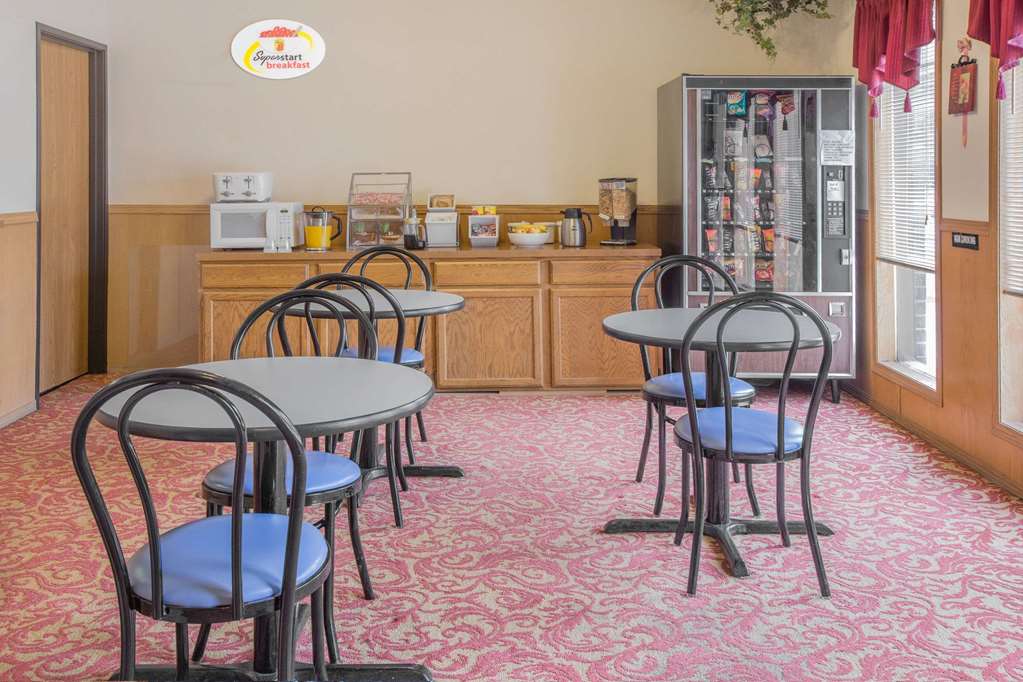 Super 8 by Wyndham Mountain Home