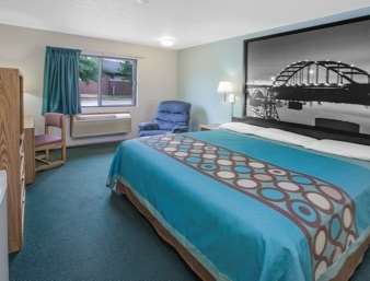 Super 8 by Wyndham Mountain Home