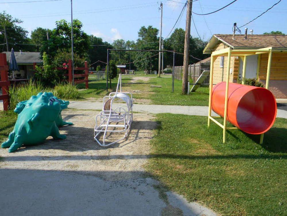 Little Shamrock Motel