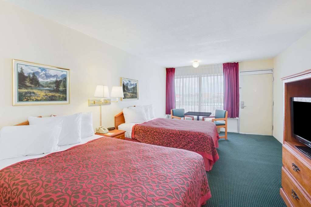 Days Inn by Wyndham Newport