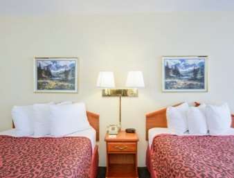 Days Inn by Wyndham Newport