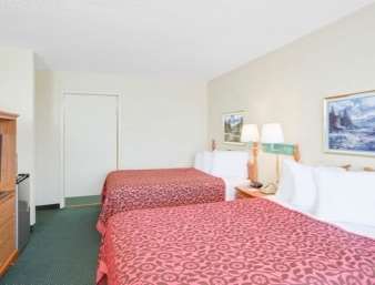 Days Inn by Wyndham Newport