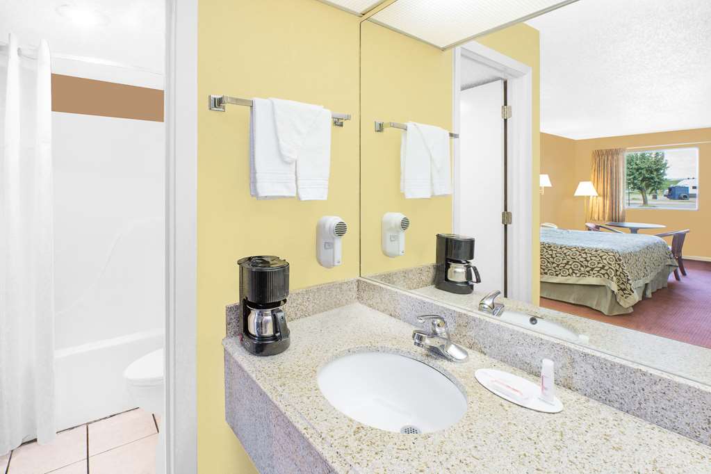 Travel Inn North Little Rock