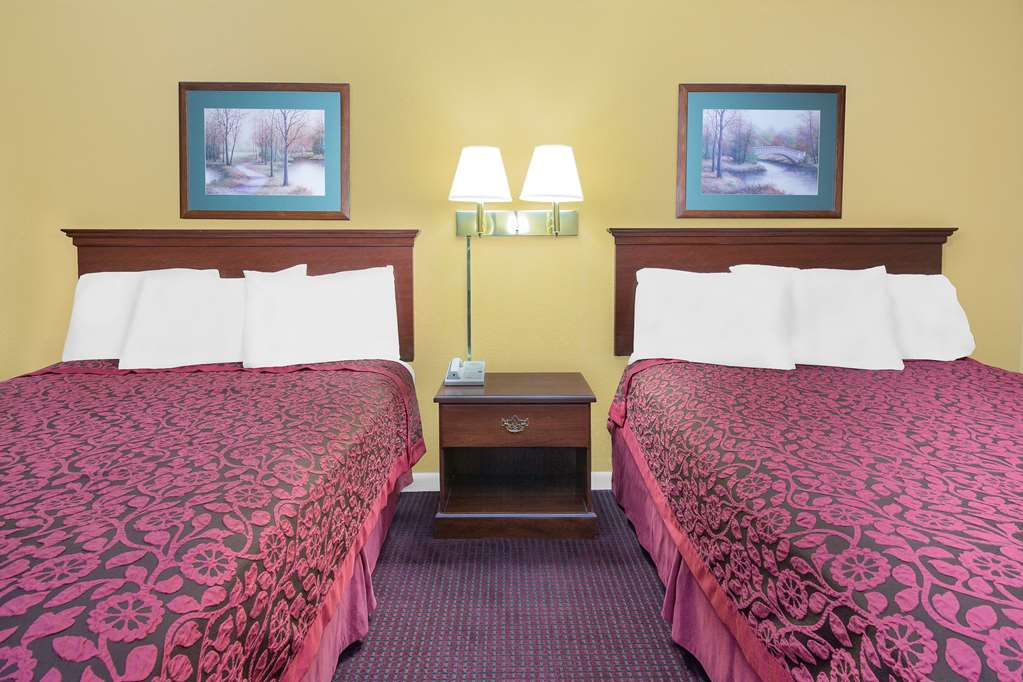 Travel Inn North Little Rock