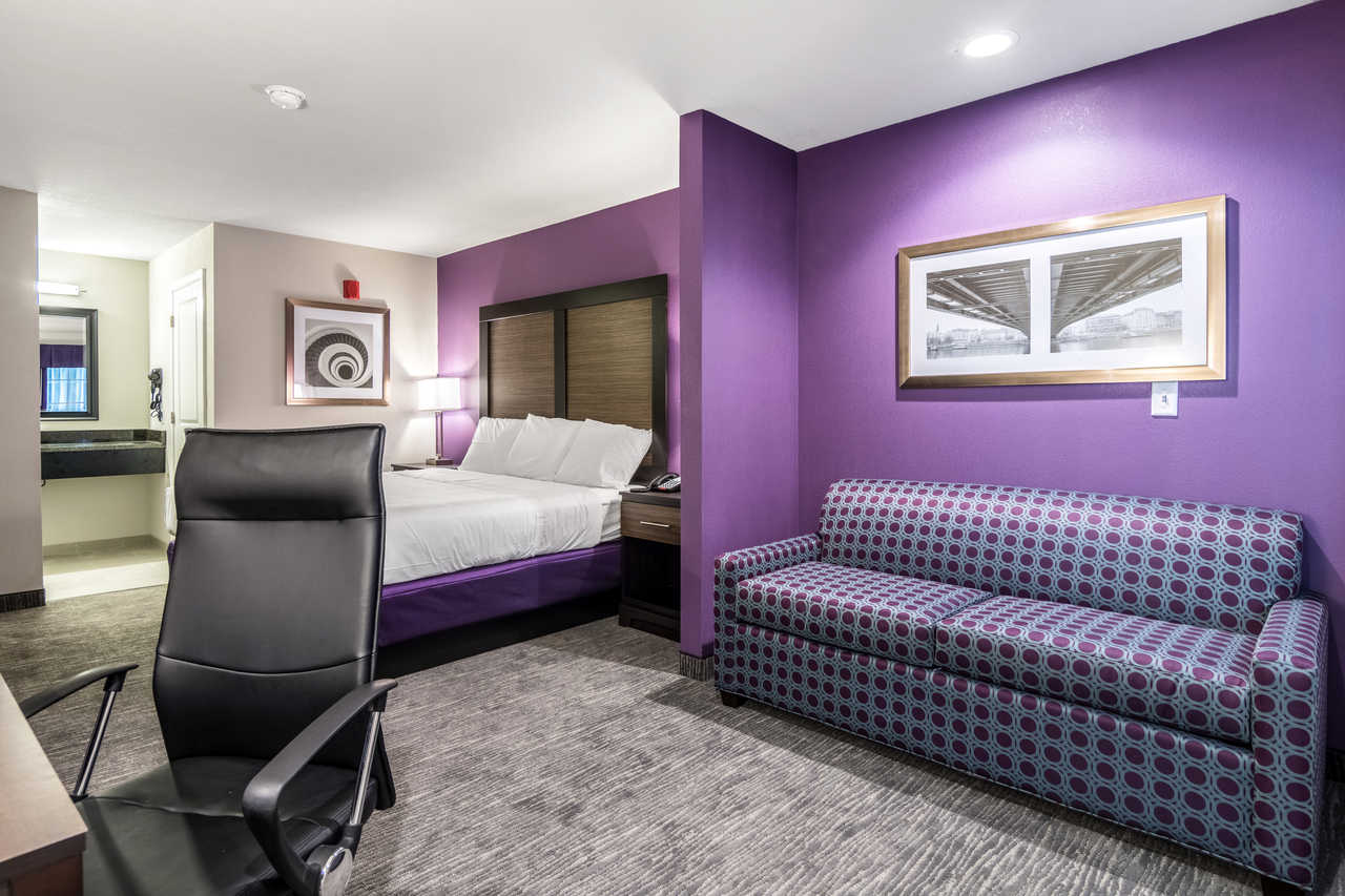 Econo Lodge Inn & Suites North Little Rock near Riverfront