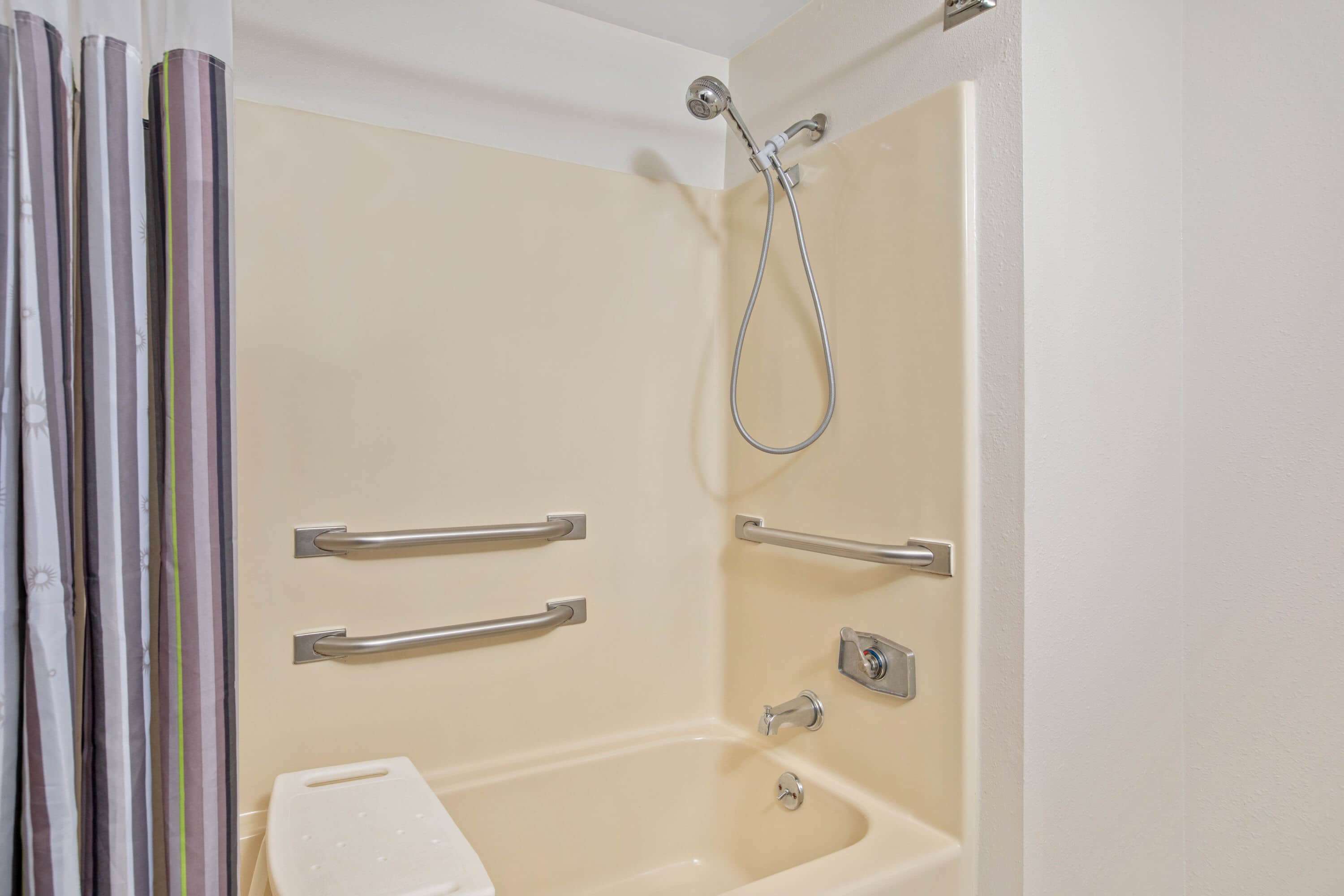 La Quinta Inn & Suites by Wyndham N Little Rock-McCain Mall