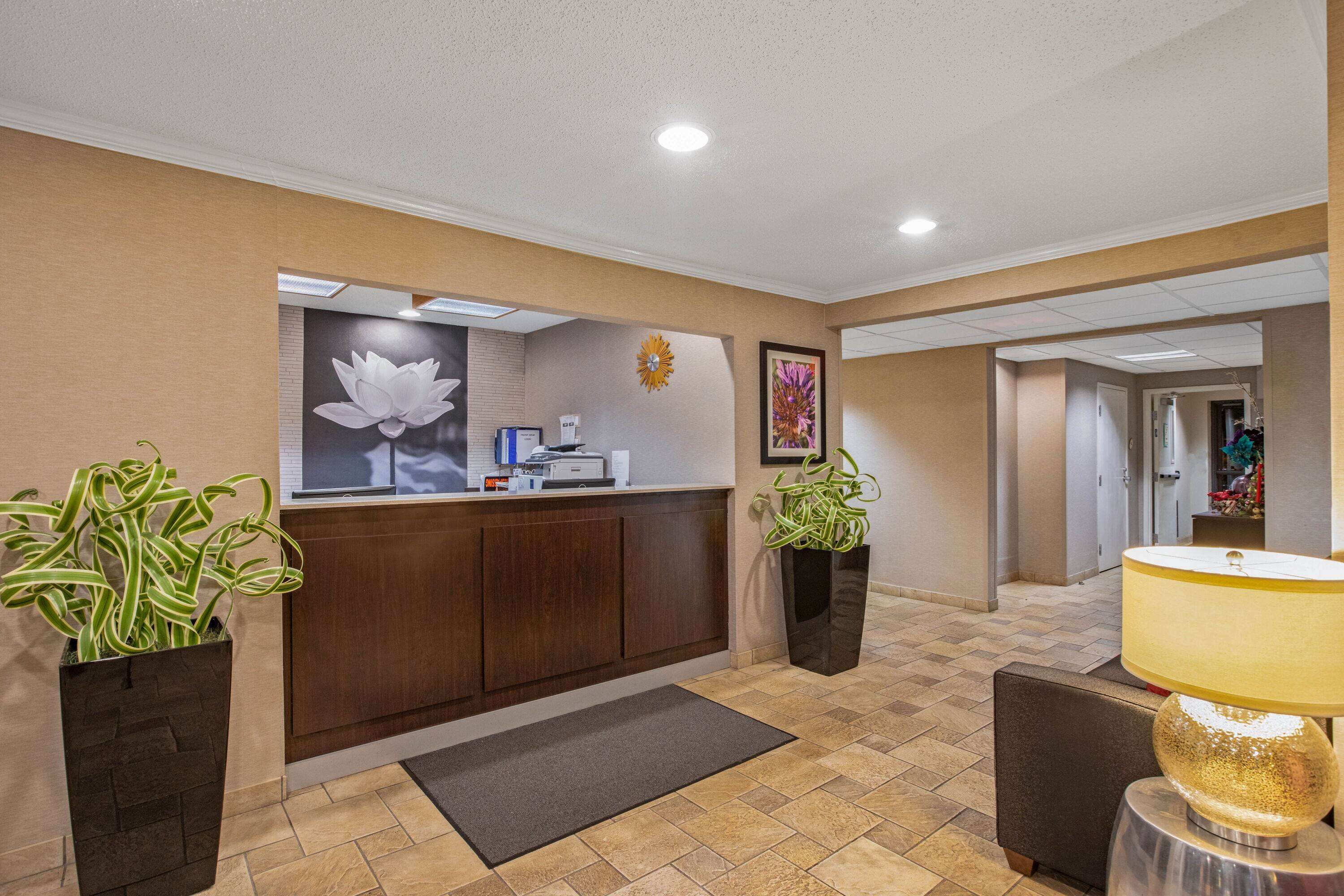 La Quinta Inn & Suites by Wyndham N Little Rock-McCain Mall