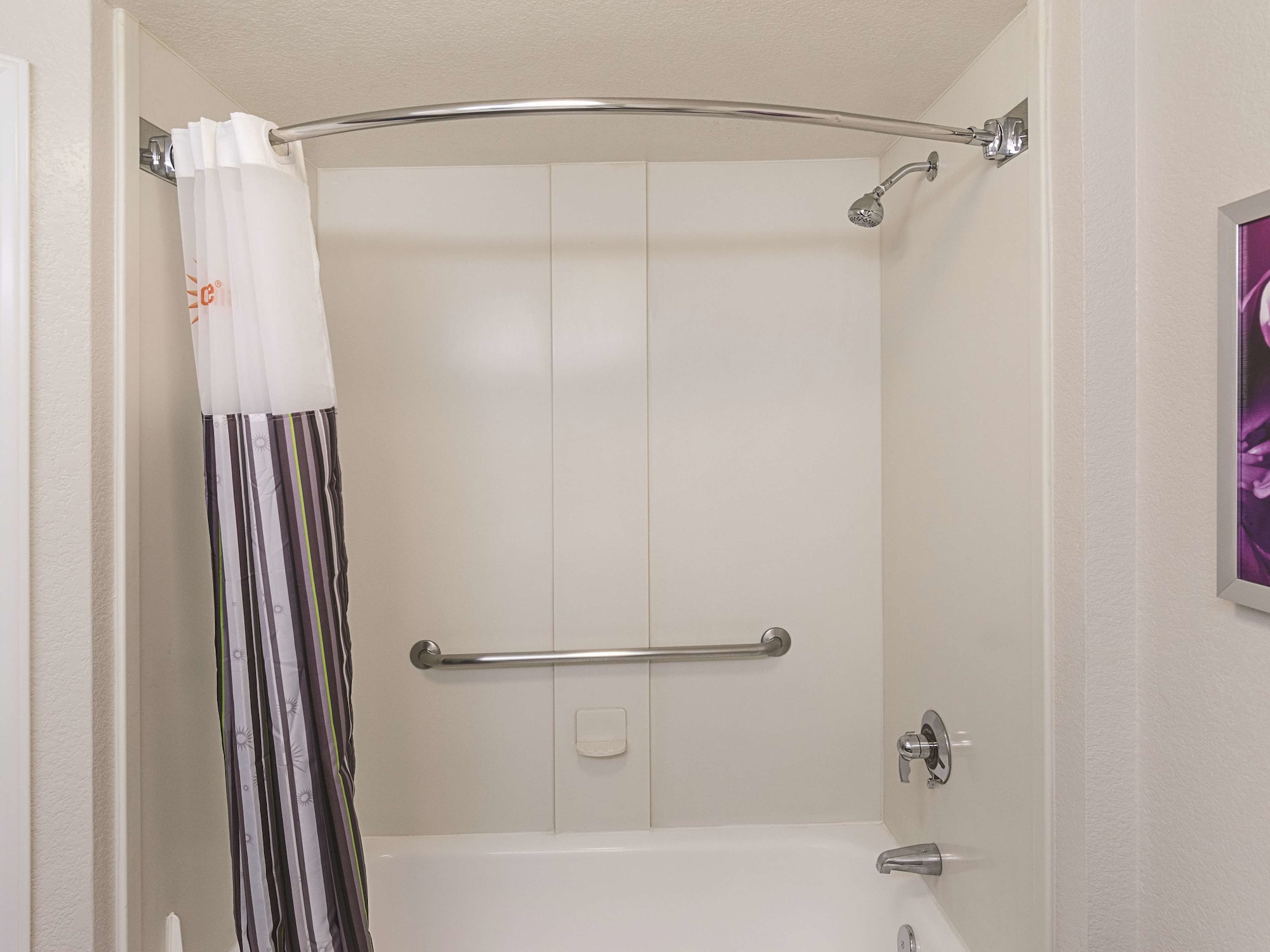 La Quinta Inn & Suites by Wyndham N Little Rock-McCain Mall