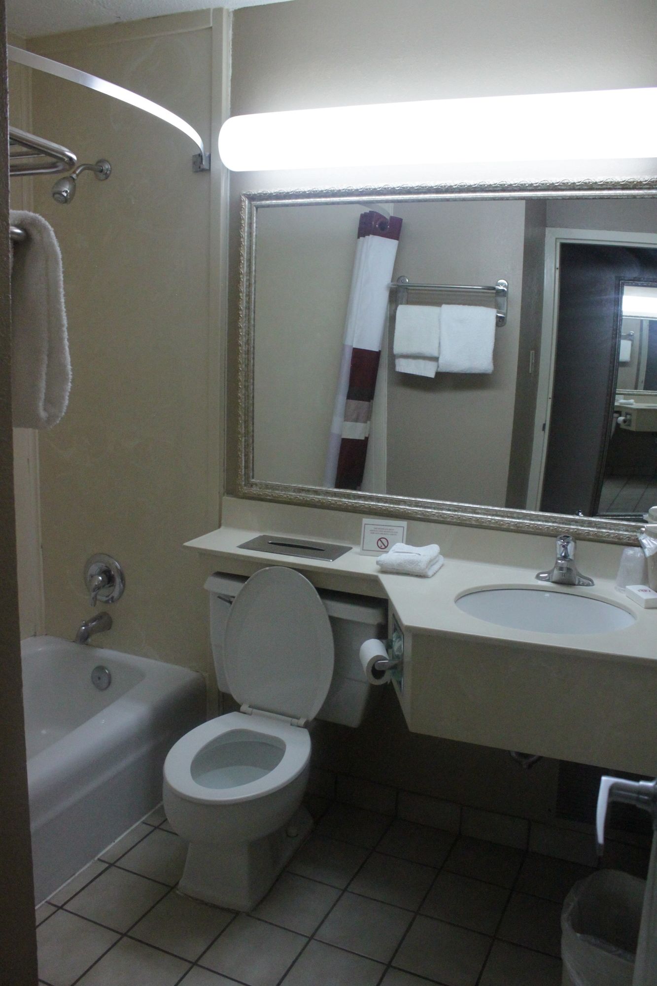 Country Inn & Suites by Radisson, North Little Rock, AR