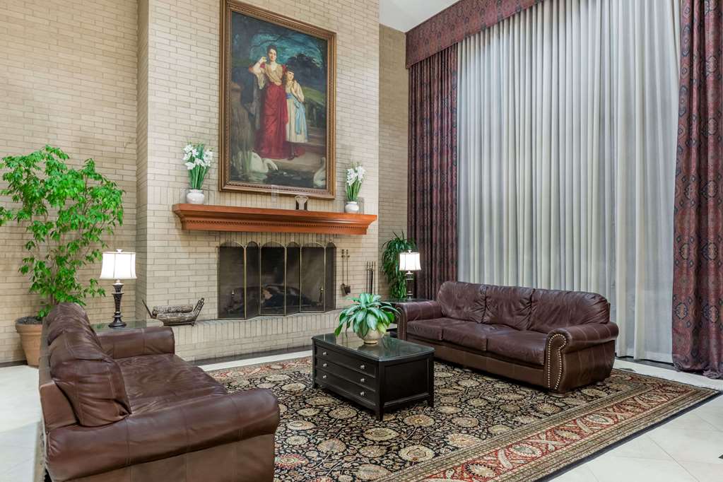 Wyndham Riverfront Little Rock