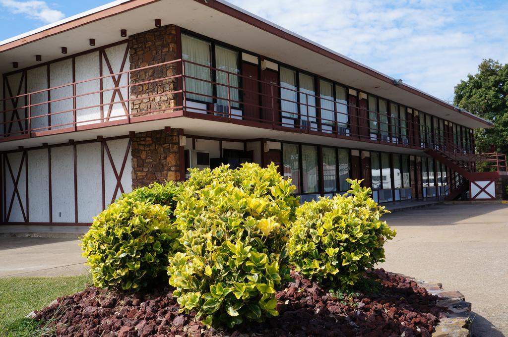 Oxford Inn Ozark