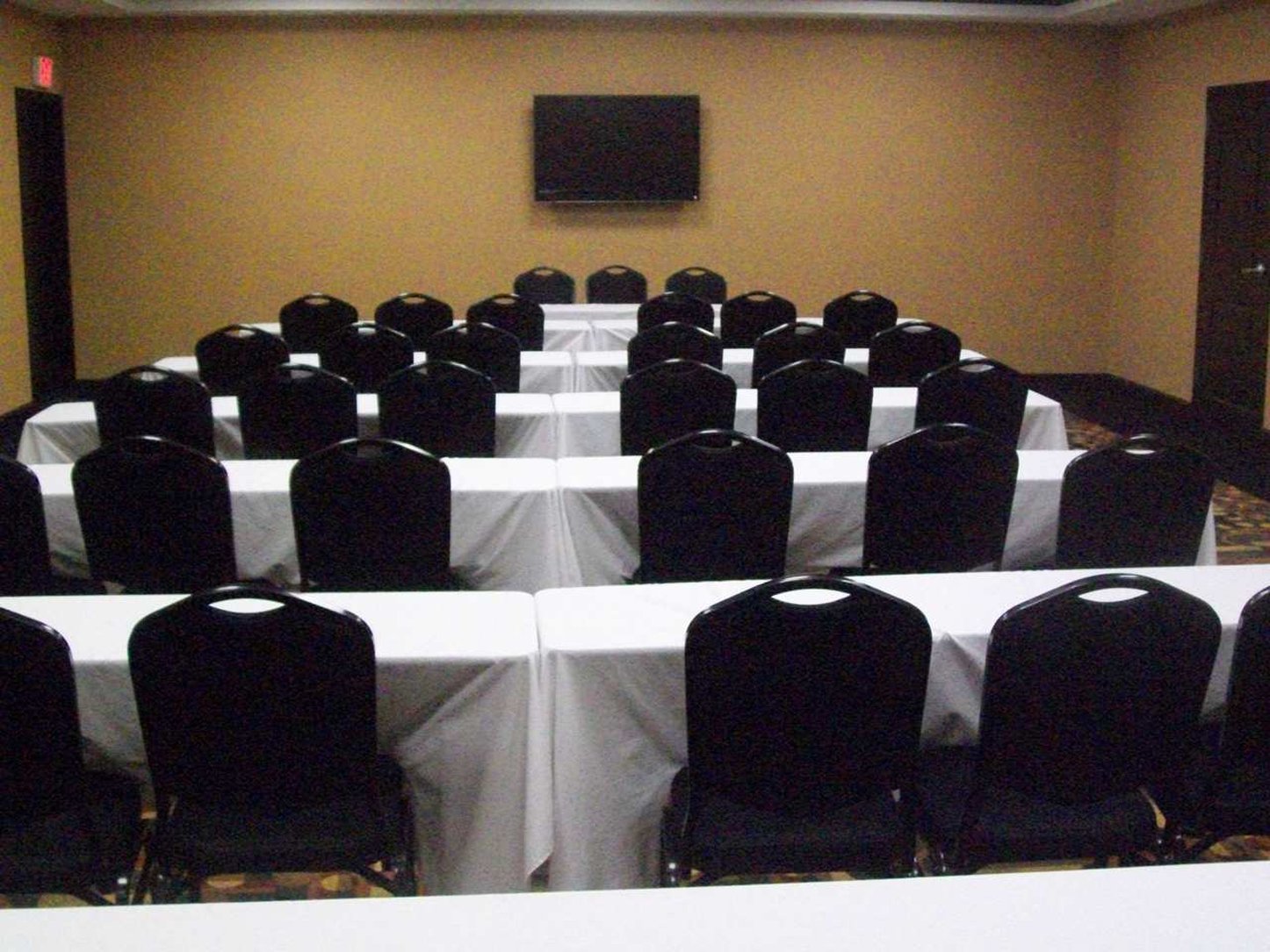 Hampton Inn & Suites Pine Bluff