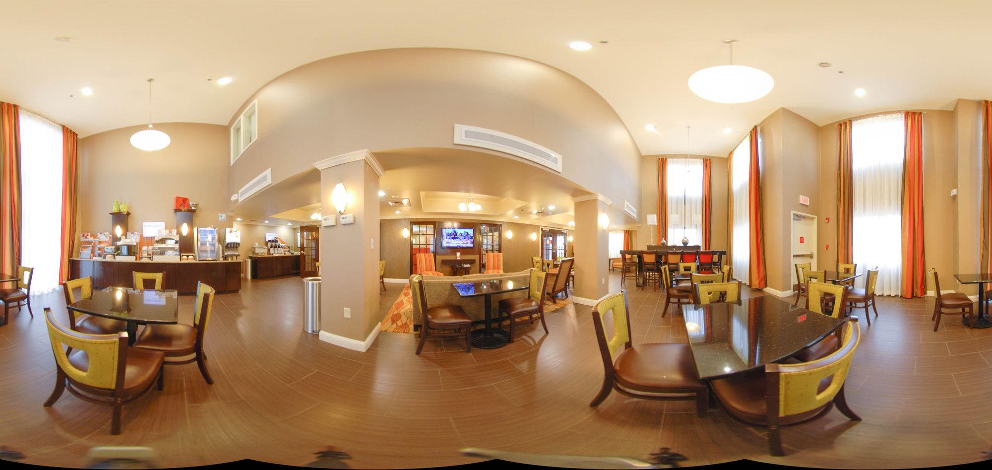 Holiday Inn Express & Suites Pine Bluff/Pines Mall