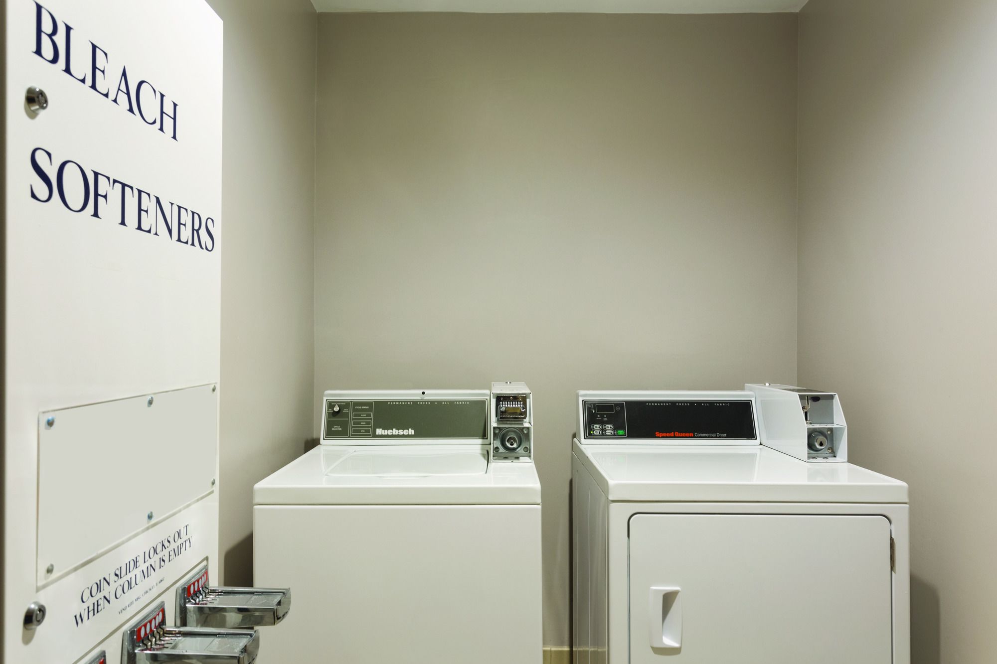Country Inn & Suites by Radisson, Bentonville South - Rogers, AR