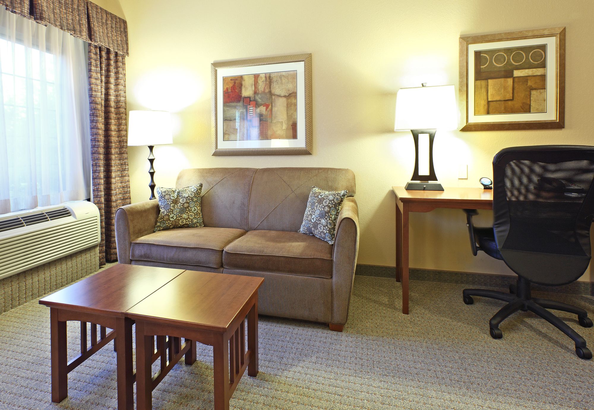 Staybridge Suites Bentonville - Rogers