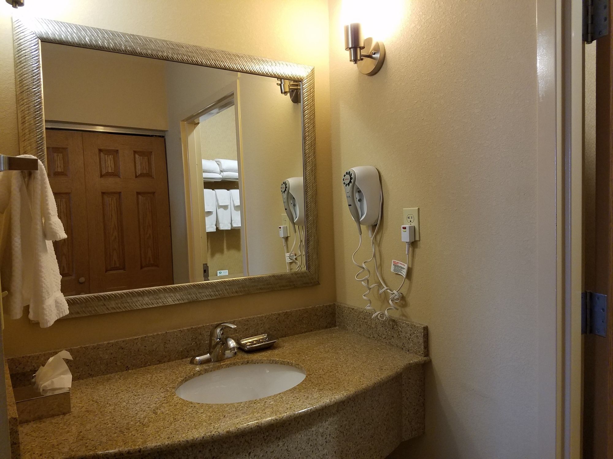 Staybridge Suites Bentonville - Rogers