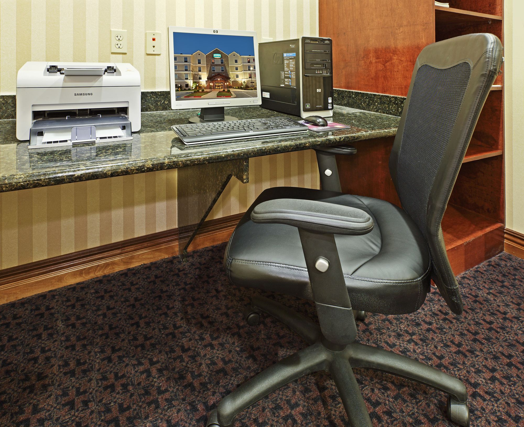 Staybridge Suites Bentonville - Rogers