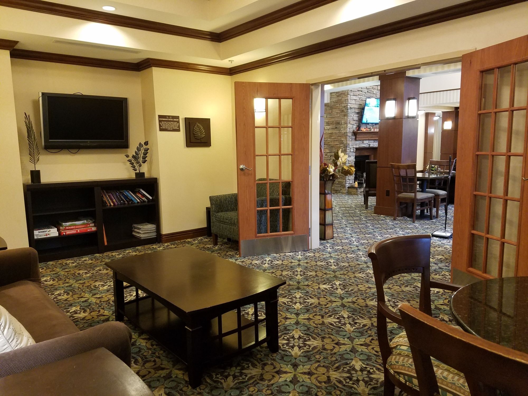 Staybridge Suites Bentonville - Rogers